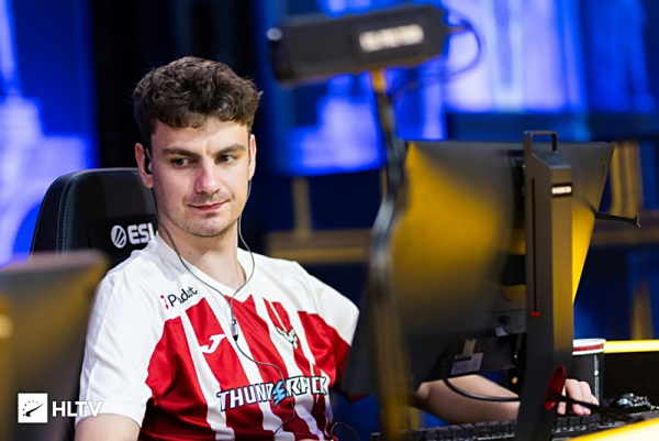 最新的 CS2 更新带来了显著的游戏玩法改进，包括增强的动画和减少的数据包丢失